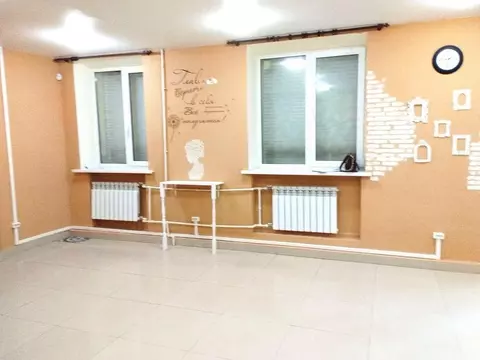 Помещение свободного назначения в Самарская область, Самара просп. ...