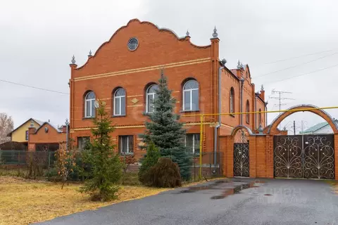 Дом в Тюменская область, Тюмень Парфеново мкр, ул. Жданова (327 м)