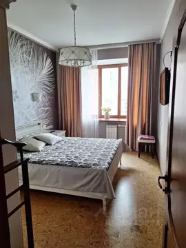 3-к кв. Красноярский край, Красноярск ул. Диктатуры пролетариата, 12 ...