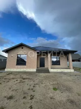 Дом в Тюменская область, Тюменский муниципальный округ, с. Чикча ул. ...