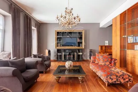 3-к кв. Москва Дегтярный пер., 15к1 (188.5 м)