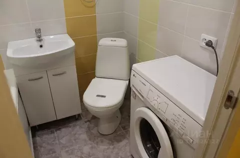 Студия Кировская область, Киров ул. Азина, 80б (19.0 м)