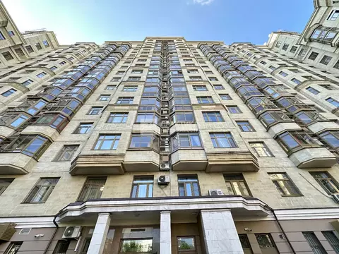 Продается 5-комнатная квартира