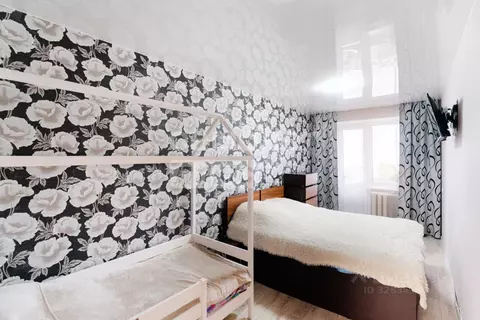 3-к кв. Омская область, Омск просп. Королева, 16 (60.8 м)