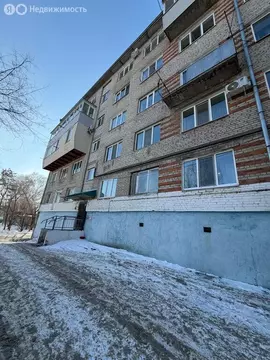 2-комнатная квартира: Уссурийск, Угловая улица, 48 (50 м)