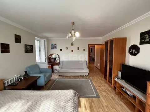 1-к кв. Тюменская область, Тюмень Восточный мкр, ул. Моторостроителей, ...