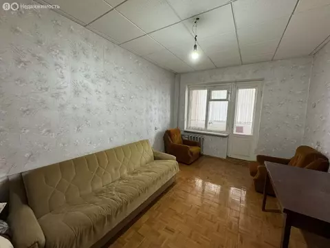 3-комнатная квартира: Астрахань, улица Кирова, 54 (75 м)