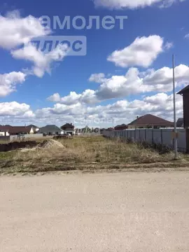 Участок в Тюменская область, Тюменский район, с. Кулаково ул. Ягодная ...