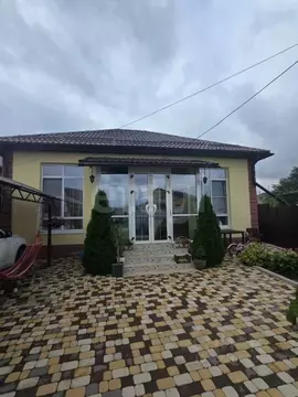 Дом в Ставропольский край, Пятигорск городской округ, с. Золотушка ...