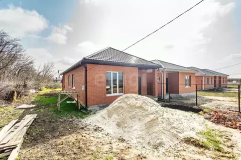 Дом в Ростовская область, Мясниковский район, Красный Крым хут. ул. ...