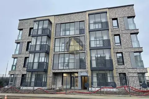 3-к кв. Санкт-Петербург, Санкт-Петербург, Сестрорецк Авиационная ул., ...