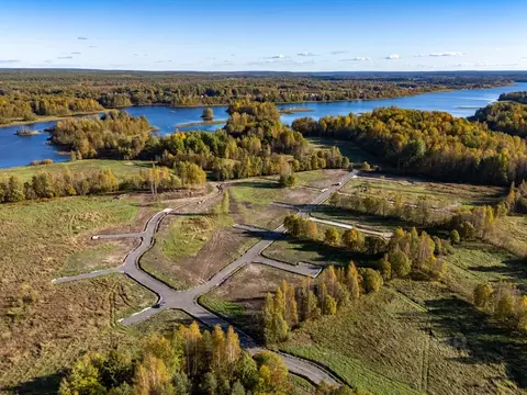 Участок в Ленинградская область, Приозерский район, Ромашкинское ...