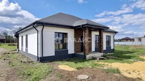 Дом в Липецкая область, Грязинский район, Плехановский сельсовет, с. ...