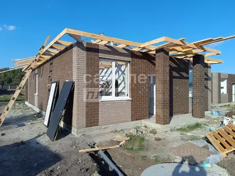 Дом в Курская область, Курский район, Моковский сельсовет, д. 2-я ...