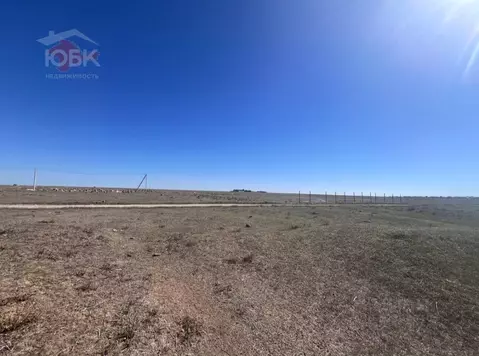 Участок в Крым, Черноморский район, с. Межводное ул. Умера Ипчи (10.0 ...