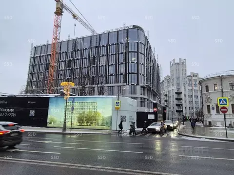 Торговая площадь в Москва Никитский бул., 6/20 (124 м)