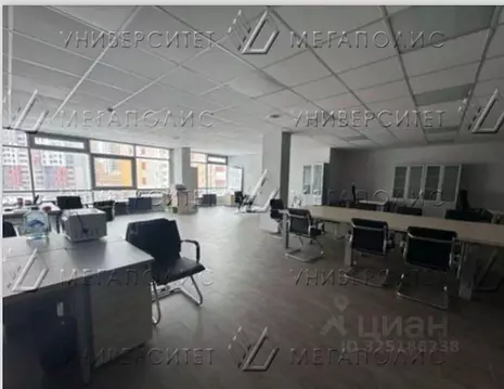 Торговая площадь в Москва ул. 6-я Нововатутинская, 2 (93 м)