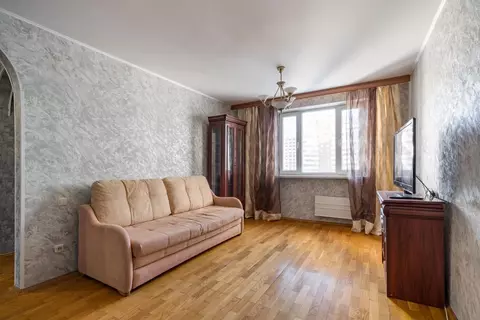 Продается 3-комнатная квартира