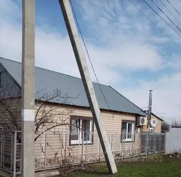 Дом в Саратовская область, Красноармейск Московская ул. (70 м)
