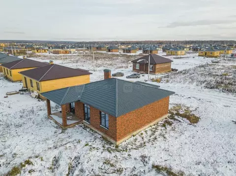 Дом в Татарстан, Лаишевский район, Егорьевское с/пос, д. Кзыл-Иль ул. ...