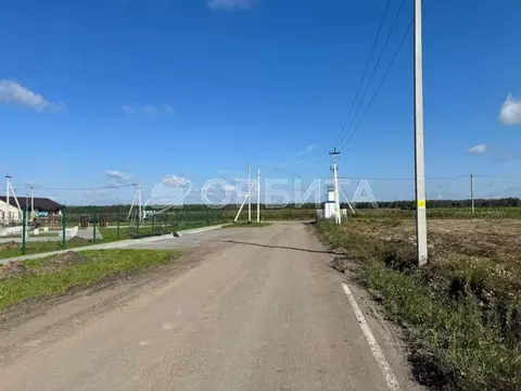 Участок в Тюменская область, Тюменский муниципальный округ, д. Елань ...