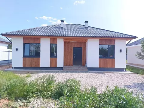 Дом в Свердловская область, Белоярский муниципальный округ, пос. ...