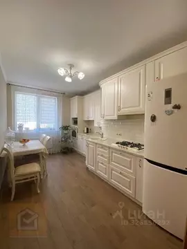 2-к кв. Крым, Симферополь ул. Севастопольская, 41Е (62.0 м)