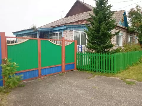 Дом в Хакасия, Усть-Абаканский район, пос. Тепличный Вишневая ул., 9/1 ...