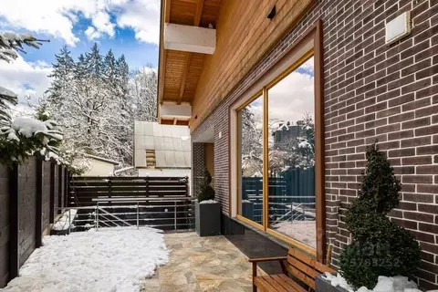 Дом в Краснодарский край, Сочи Красная Поляна пгт, ул. Мичурина, 14 ...