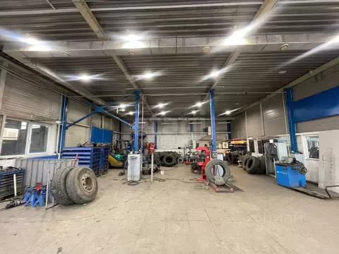 Склад в Тюменская область, Тюмень ул. Чекистов, 25А (2555 м)