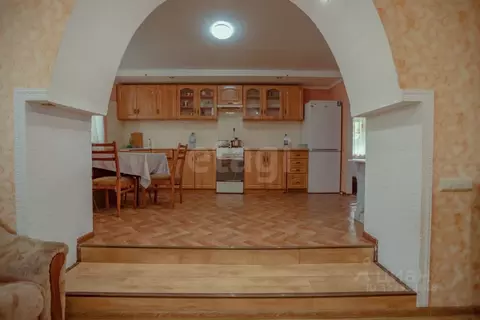 Дом в Крым, Бахчисарайский район, Железнодорожненское с/пос, с. ...