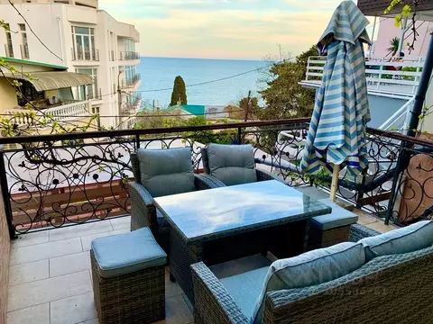 3-к кв. Крым, Ялта ул. Дражинского, 18А (130.0 м)