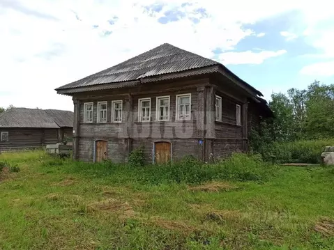 Дом в Вологодская область, Сокольский муниципальный округ, д. ...