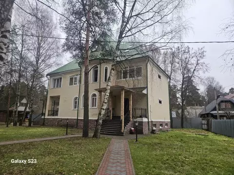 Дом в Московская область, Люберцы городской округ, Малаховка пгт  (600 ...