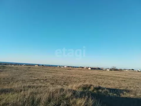 Участок в Крым, Ленинский район, Семисотское с/пос, с. Каменское ул. ...