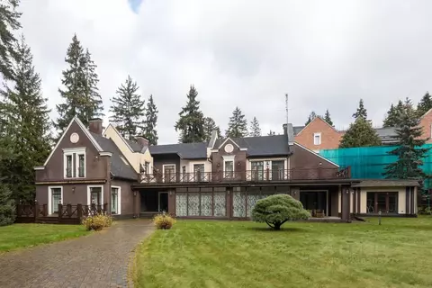 Дом в Московская область, Одинцовский городской округ, д. Жуковка, ...