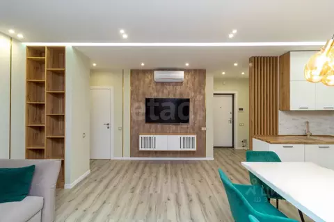 2-к кв. Тюменская область, Тюмень ул. Муравленко, 11 (70.1 м)