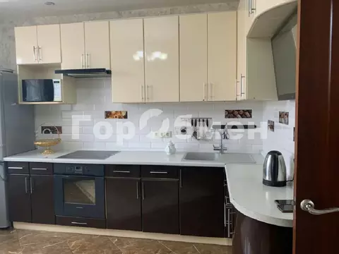 Продается 3-комнатная квартира