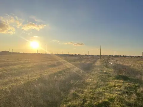 Участок в Крым, Симферопольский район, Николаевка пгт ул. Советская ...