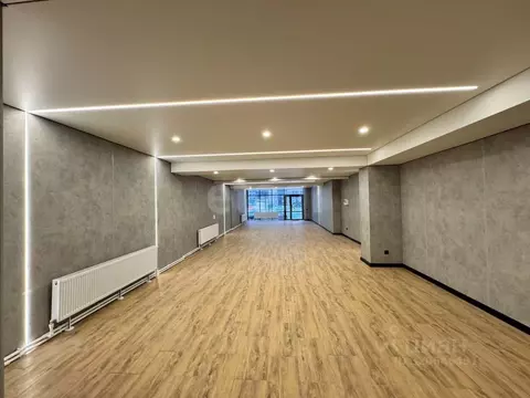 Торговая площадь в Татарстан, Казань ул. Гарифа Ахунова, 22А (72 м)