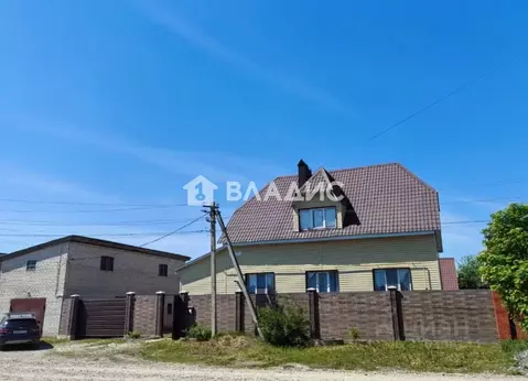 Дом в Башкортостан, Стерлитамакский район, Отрадовский сельсовет, с. ...