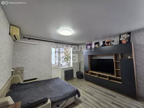 1-комнатная квартира: Волгоград, район Семь Ветров, бульвар 30-летия ...