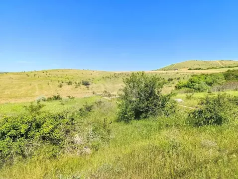 Участок в Крым, Бахчисарайский район, Тенистовское с/пос, с. Суворово ...