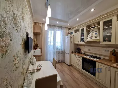 Продается 3-комнатная квартира