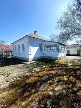 Дом в Крым, Ленинский район, Багерово пгт ул. Ленина (50 м)
