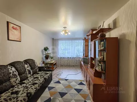 3-к кв. Тюменская область, Тюмень ул. Станционная, 38 (58.0 м)