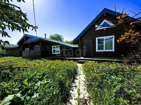 Дом в Ленинградская область, Волховский район, Свирицкое с/пос, д. ...