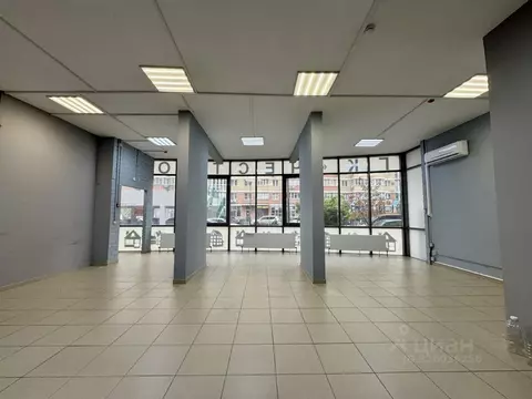 Помещение свободного назначения в Краснодарский край, Краснодар ул. ...