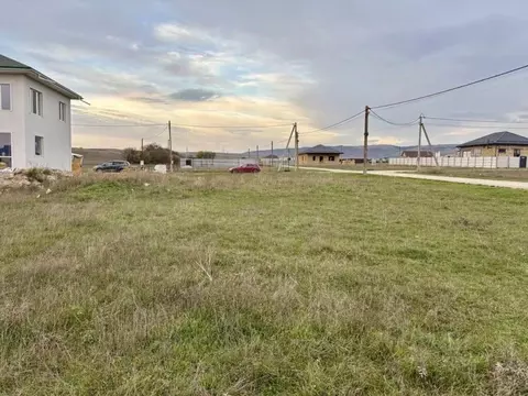 Участок в Крым, Симферопольский район, с. Доброе ул. Берекет (10.0 ...