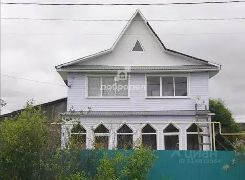 Дом в Свердловская область, Ачит пгт ул. Фрунзе, 5 (176 м)